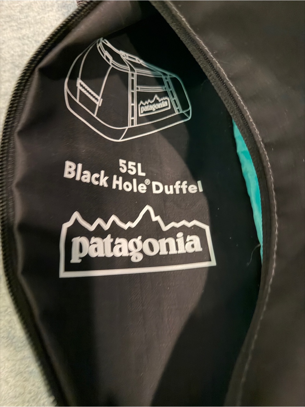 Patagonia black hole duffel bag backpack 55L - Picture 3 of 7